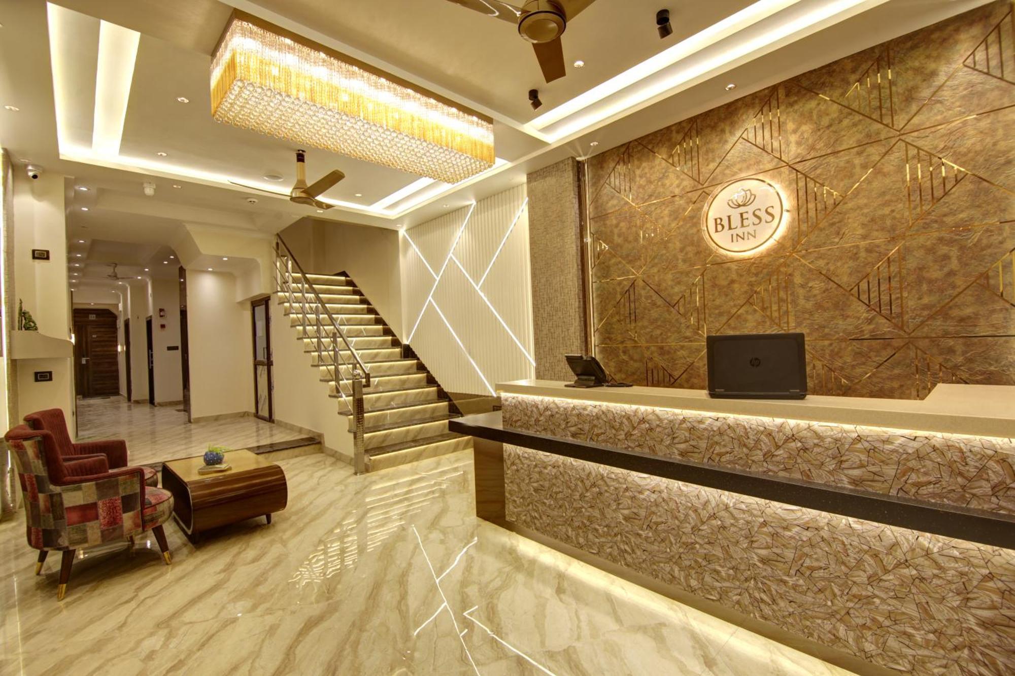 Bless Inn - Near Connaught Place Нью-Делі Екстер'єр фото