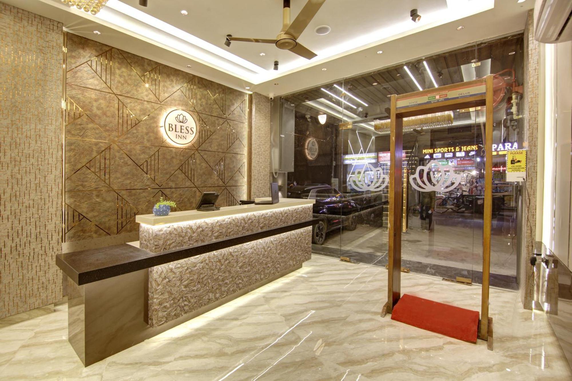 Bless Inn - Near Connaught Place Нью-Делі Екстер'єр фото