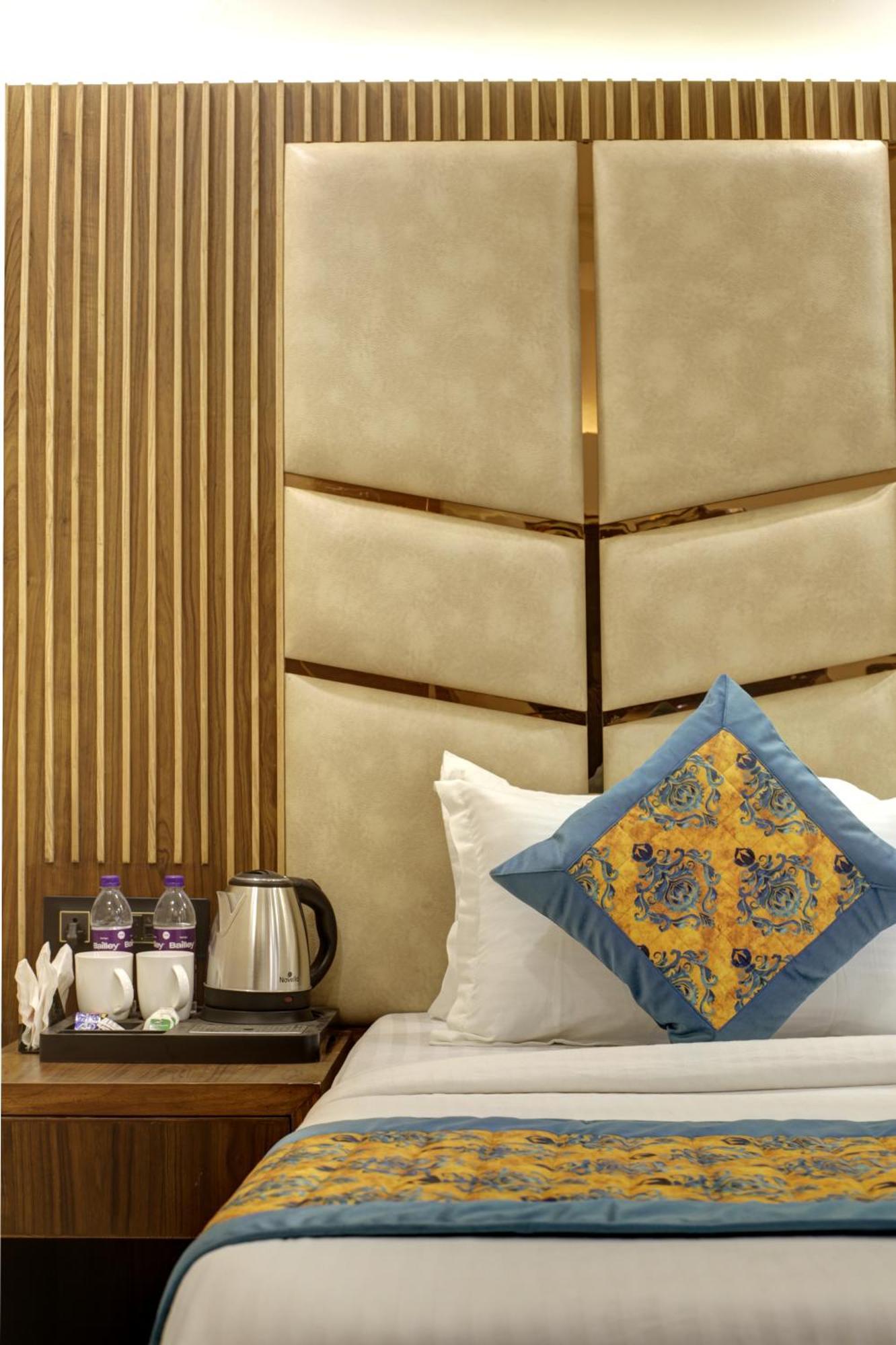 Bless Inn - Near Connaught Place Нью-Делі Екстер'єр фото